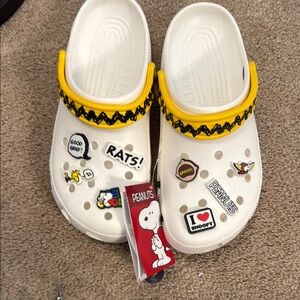 CROCS White and Yellow Peanuts Sandals